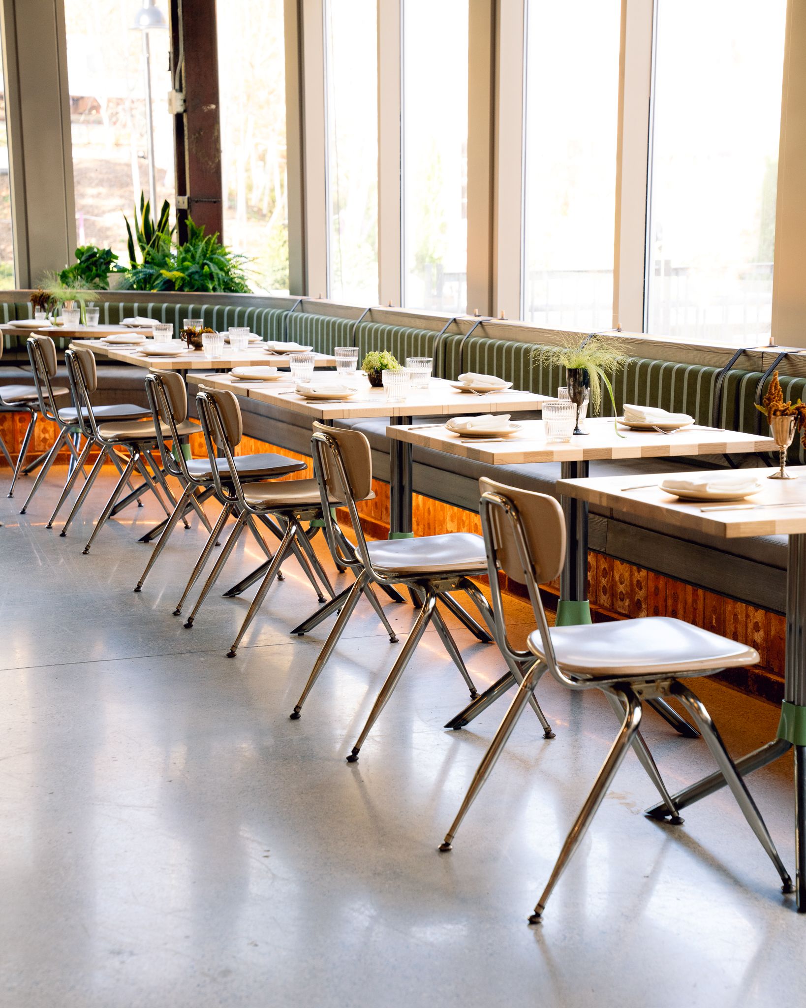 picnic-restaurant-6-booth