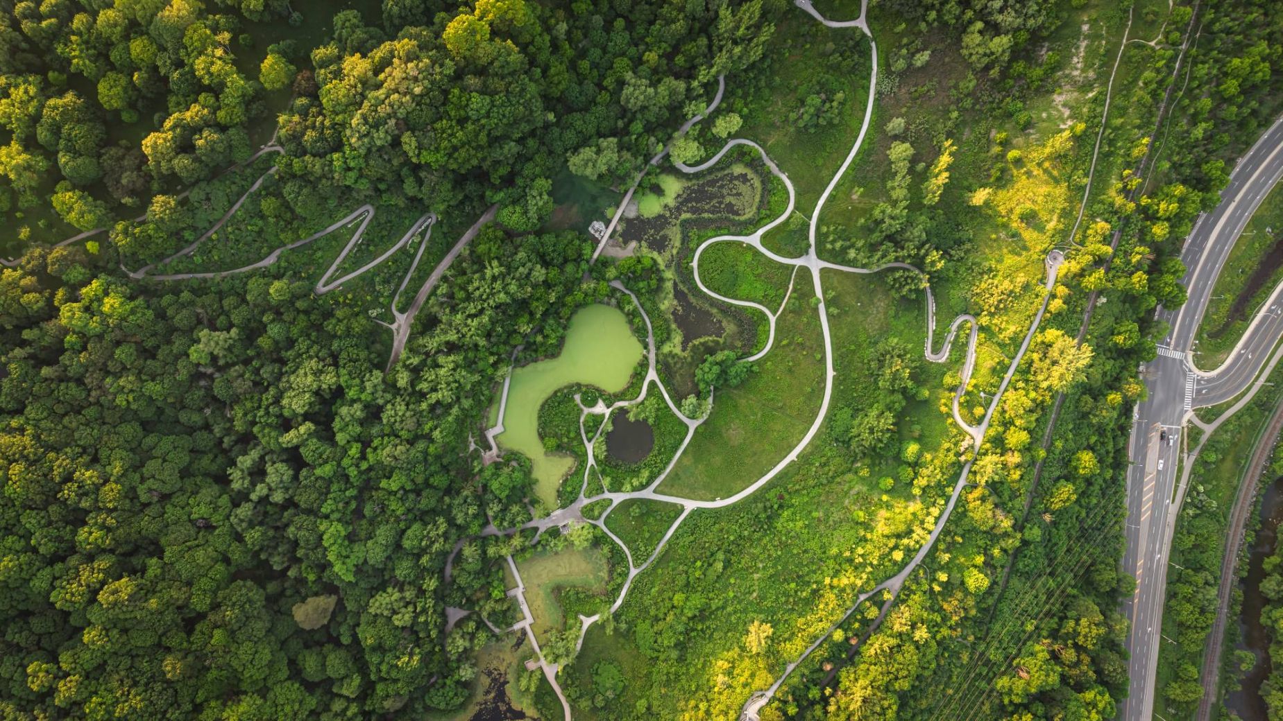 ravines_dronedji_jonathancareless_june2026_v_04_compressed